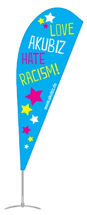 Beachflag - Love AKuBiZ - Hate Racism